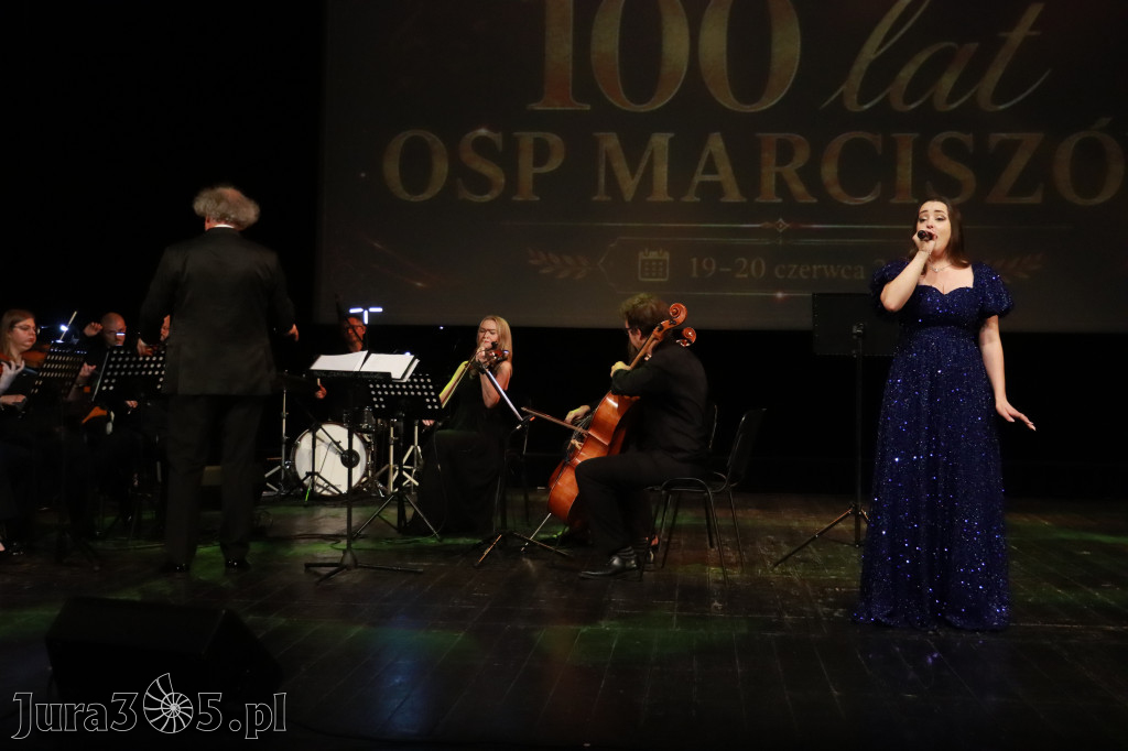 Fotorelacja: Gala z okazji jubileuszu 100-lecia OSP Marciszów w MOK Zawierciu
