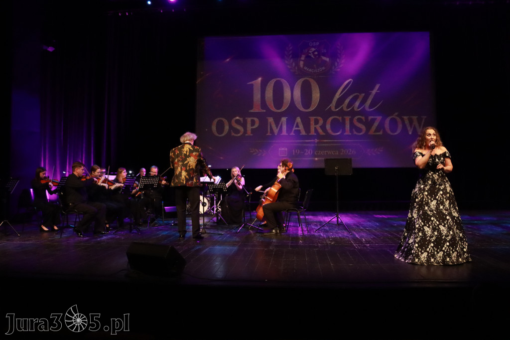 Fotorelacja: Gala z okazji jubileuszu 100-lecia OSP Marciszów w MOK Zawierciu