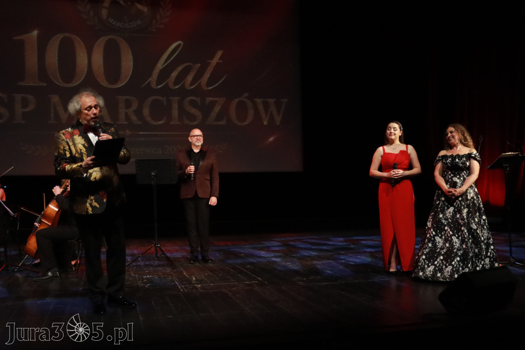 Fotorelacja: Gala z okazji jubileuszu 100-lecia OSP Marciszów w MOK Zawierciu