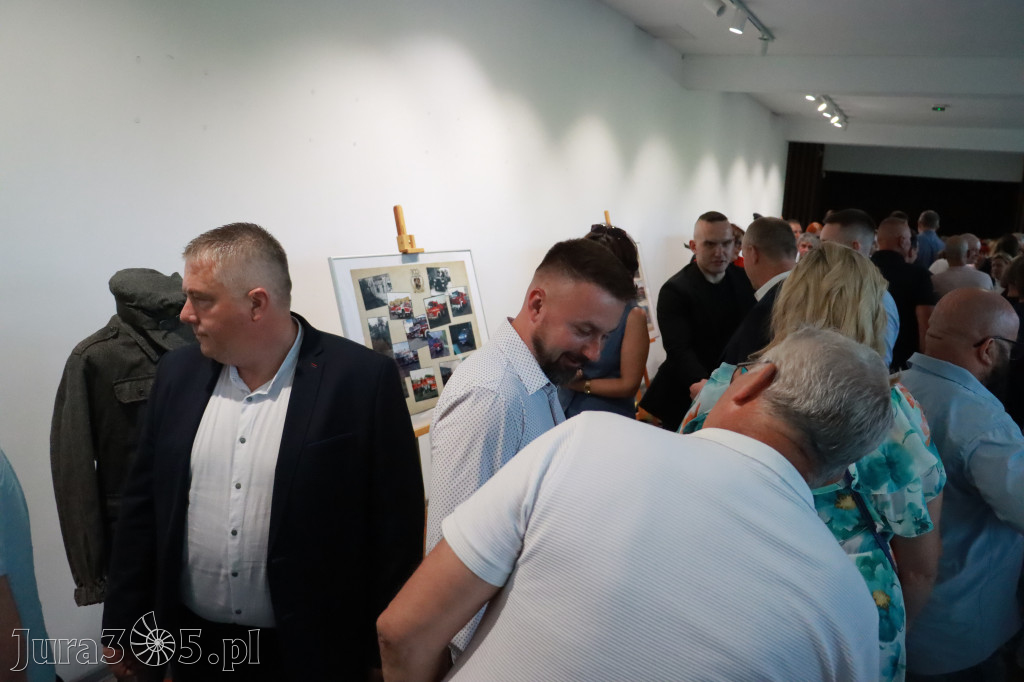 Fotorelacja: Gala z okazji jubileuszu 100-lecia OSP Marciszów w MOK Zawierciu