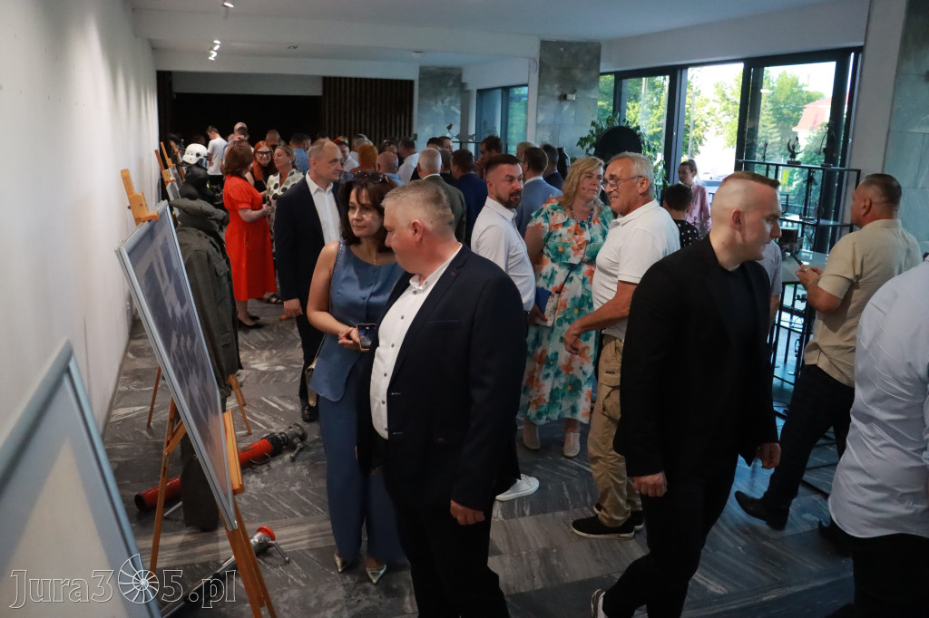Fotorelacja: Gala z okazji jubileuszu 100-lecia OSP Marciszów w MOK Zawierciu
