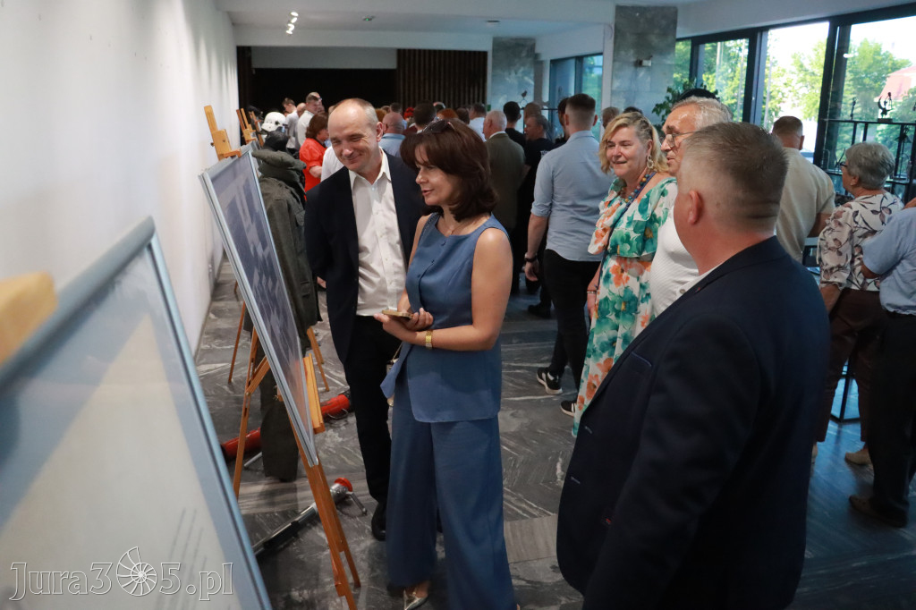 Fotorelacja: Gala z okazji jubileuszu 100-lecia OSP Marciszów w MOK Zawierciu