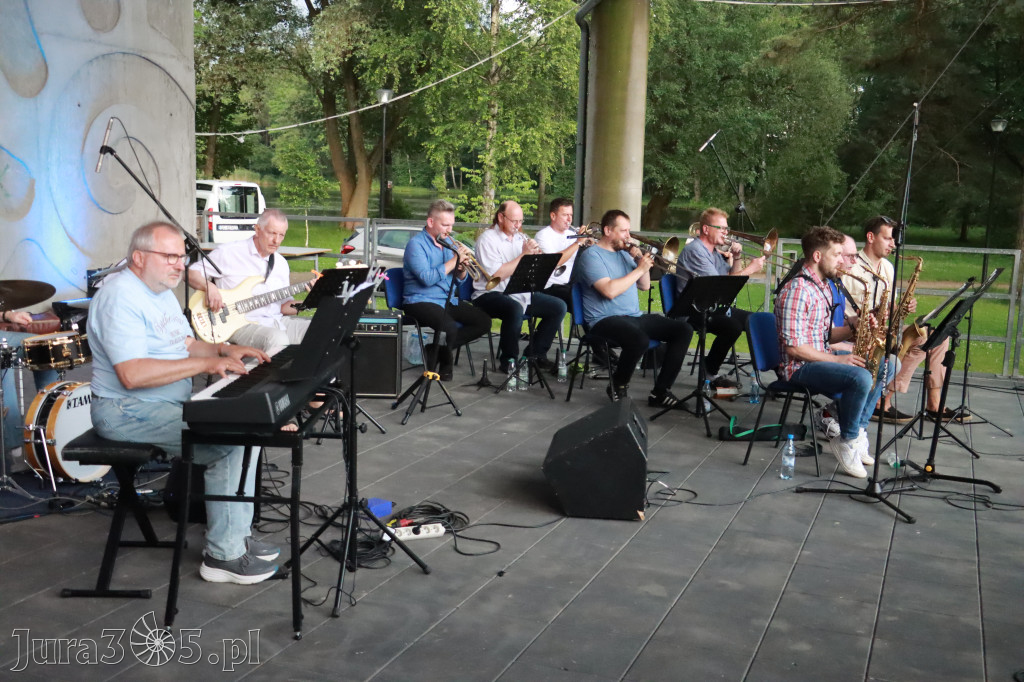 Fotorelacja: Muzyczne Wianki – Myszkowska Noc Świętojańska