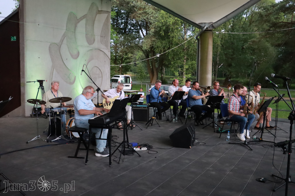 Fotorelacja: Muzyczne Wianki – Myszkowska Noc Świętojańska