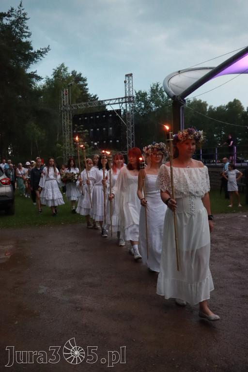 Fotorelacja: Muzyczne Wianki – Myszkowska Noc Świętojańska