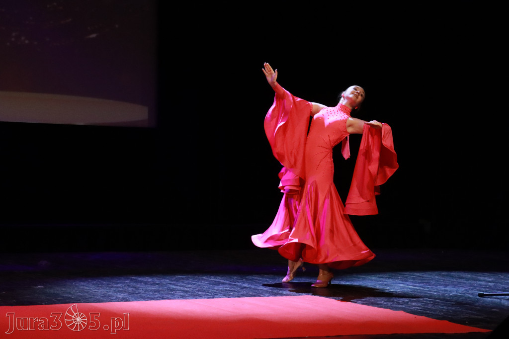 Fotorelacja: Zakończenie Roku Szkolnego - IV Gala Dwójki w MOK Zawiercie