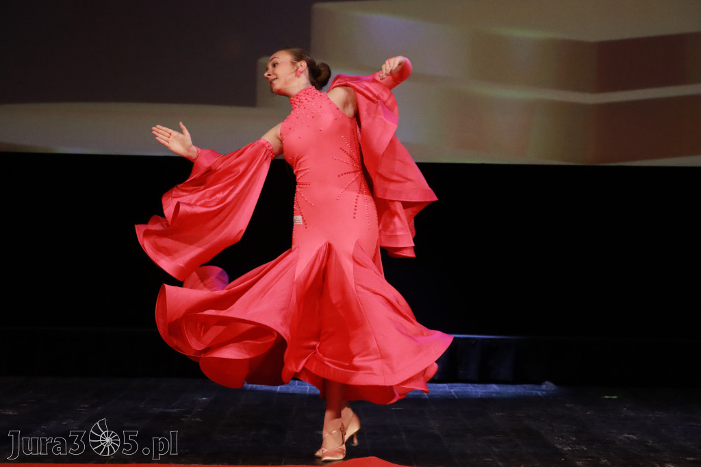Fotorelacja: Zakończenie Roku Szkolnego - IV Gala Dwójki w MOK Zawiercie