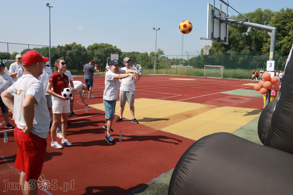 Fotorelacja: VII Mini Olimpiada Osób Niepełnosprawnych RUSZAJMY SIĘ w Koziegłowach