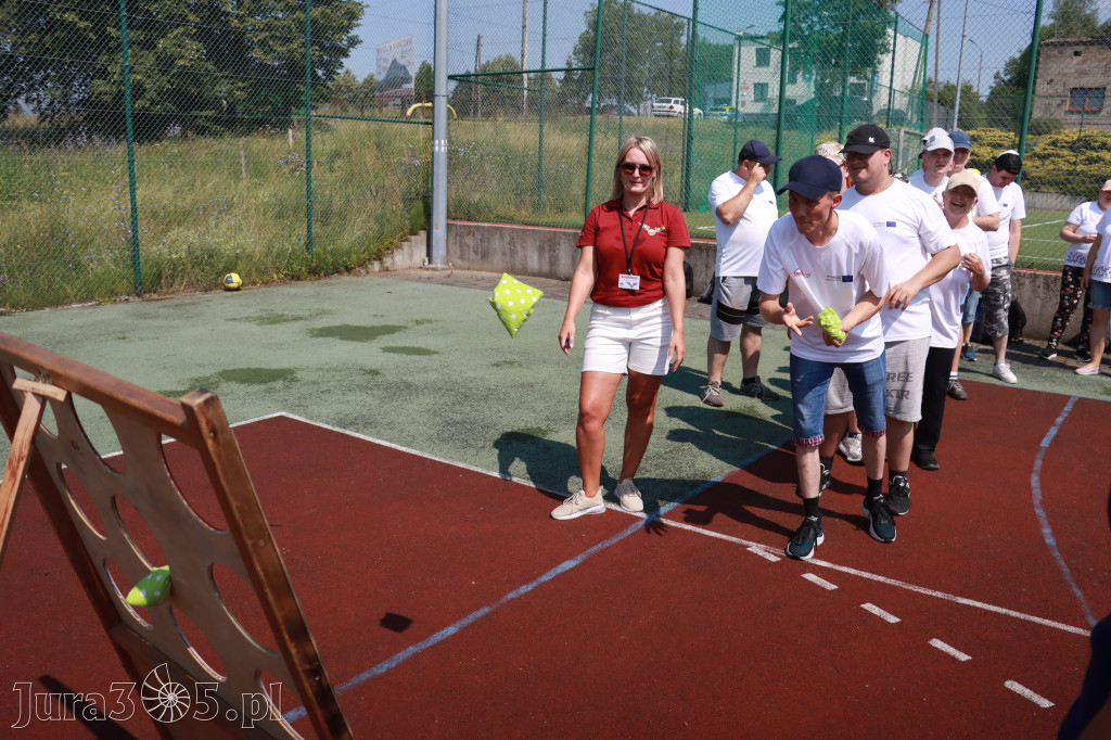 Fotorelacja: VII Mini Olimpiada Osób Niepełnosprawnych RUSZAJMY SIĘ w Koziegłowach