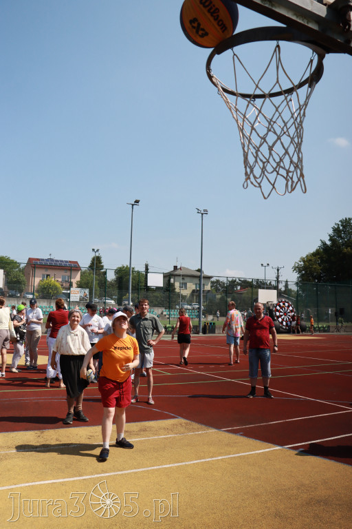 Fotorelacja: VII Mini Olimpiada Osób Niepełnosprawnych RUSZAJMY SIĘ w Koziegłowach