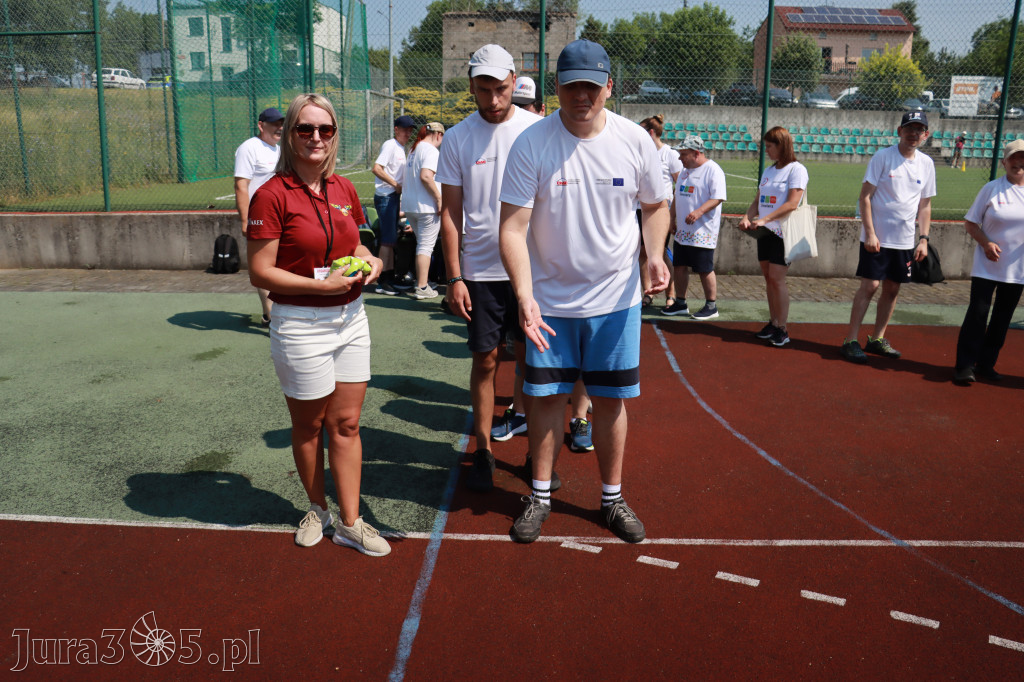 Fotorelacja: VII Mini Olimpiada Osób Niepełnosprawnych RUSZAJMY SIĘ w Koziegłowach