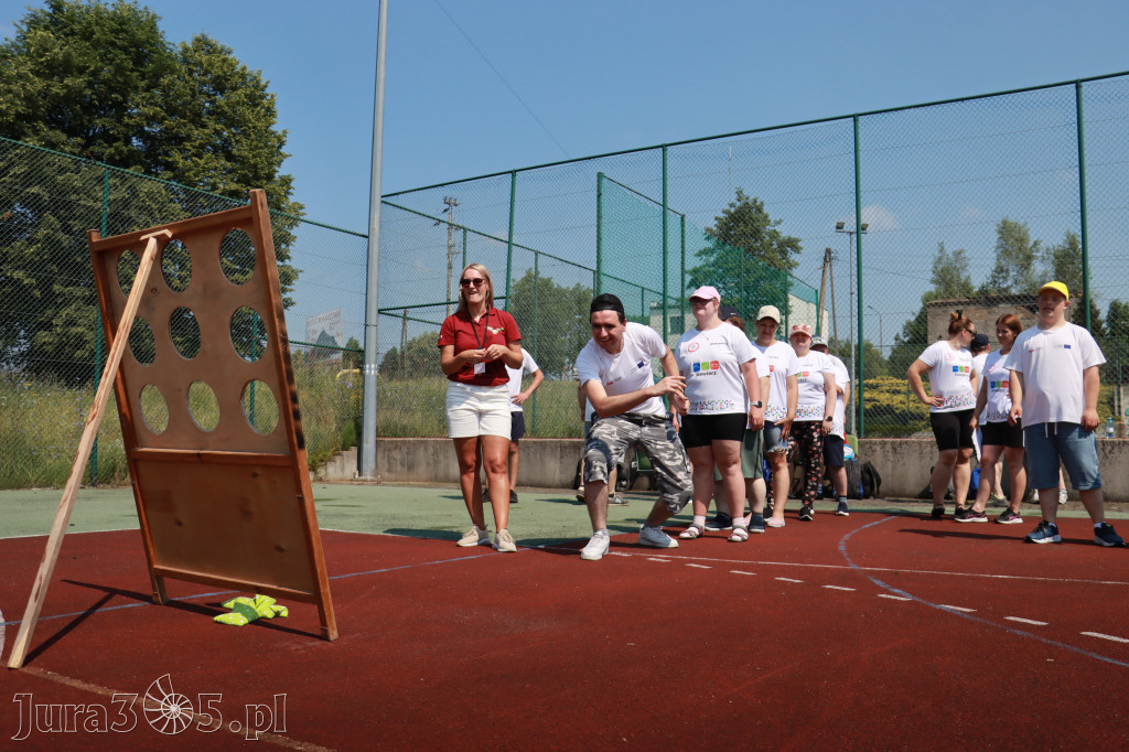 Fotorelacja: VII Mini Olimpiada Osób Niepełnosprawnych RUSZAJMY SIĘ w Koziegłowach
