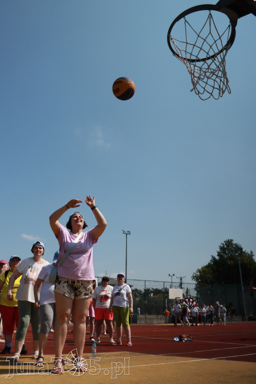 Fotorelacja: VII Mini Olimpiada Osób Niepełnosprawnych RUSZAJMY SIĘ w Koziegłowach