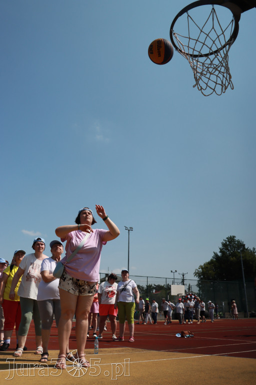 Fotorelacja: VII Mini Olimpiada Osób Niepełnosprawnych RUSZAJMY SIĘ w Koziegłowach