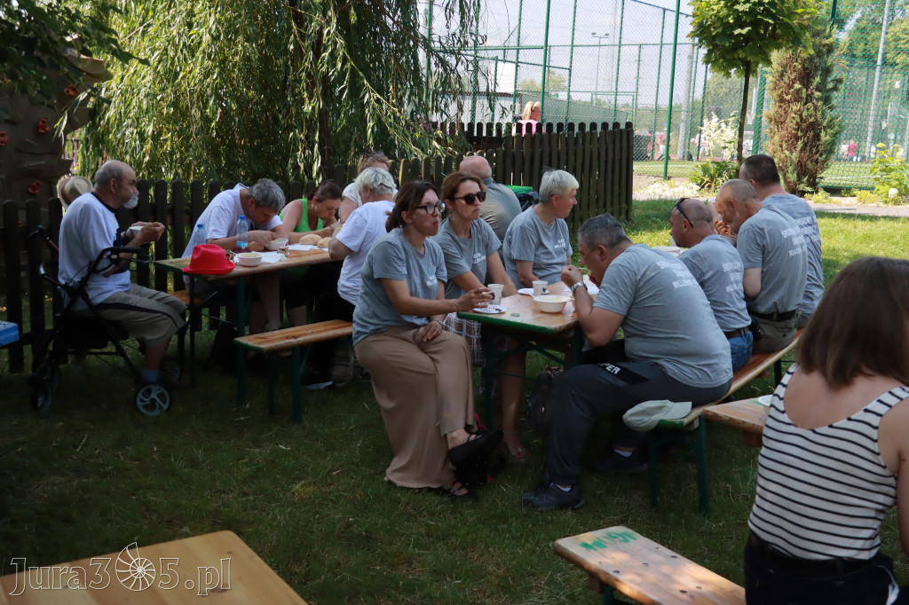 Fotorelacja: VII Mini Olimpiada Osób Niepełnosprawnych RUSZAJMY SIĘ w Koziegłowach