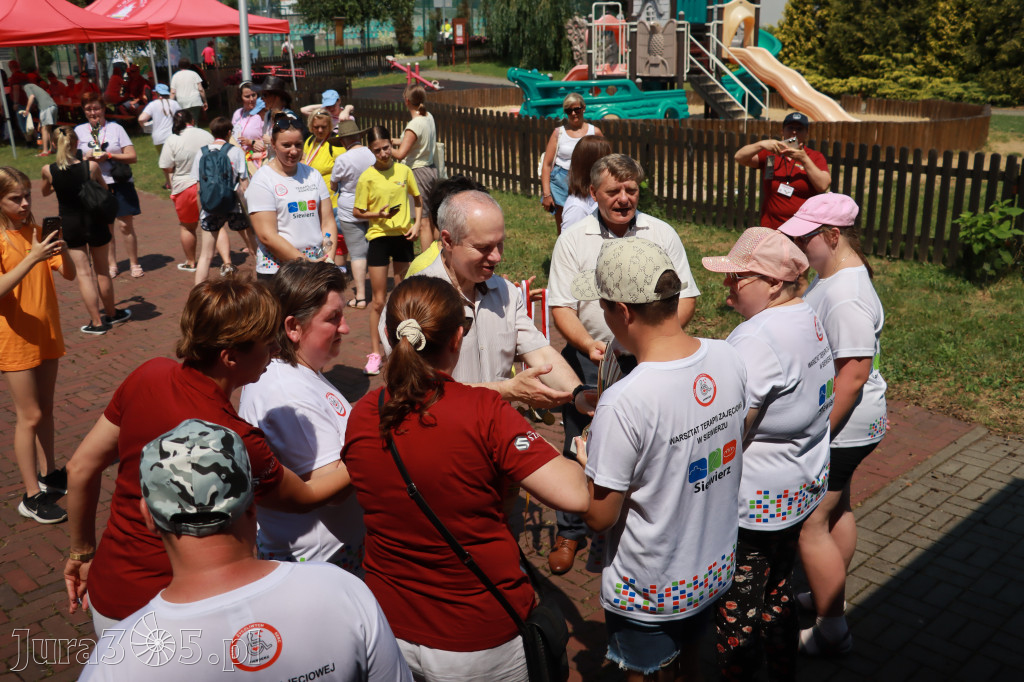 Fotorelacja: VII Mini Olimpiada Osób Niepełnosprawnych RUSZAJMY SIĘ w Koziegłowach