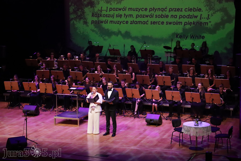 Fotorelacja: Gminna Młodzieżowa Orkiestra Dęta z gminy Koziegłowy ponownie w Filharmonii Częstochowskiej