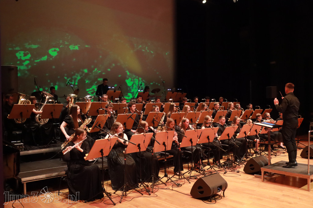 Fotorelacja: Gminna Młodzieżowa Orkiestra Dęta z gminy Koziegłowy ponownie w Filharmonii Częstochowskiej