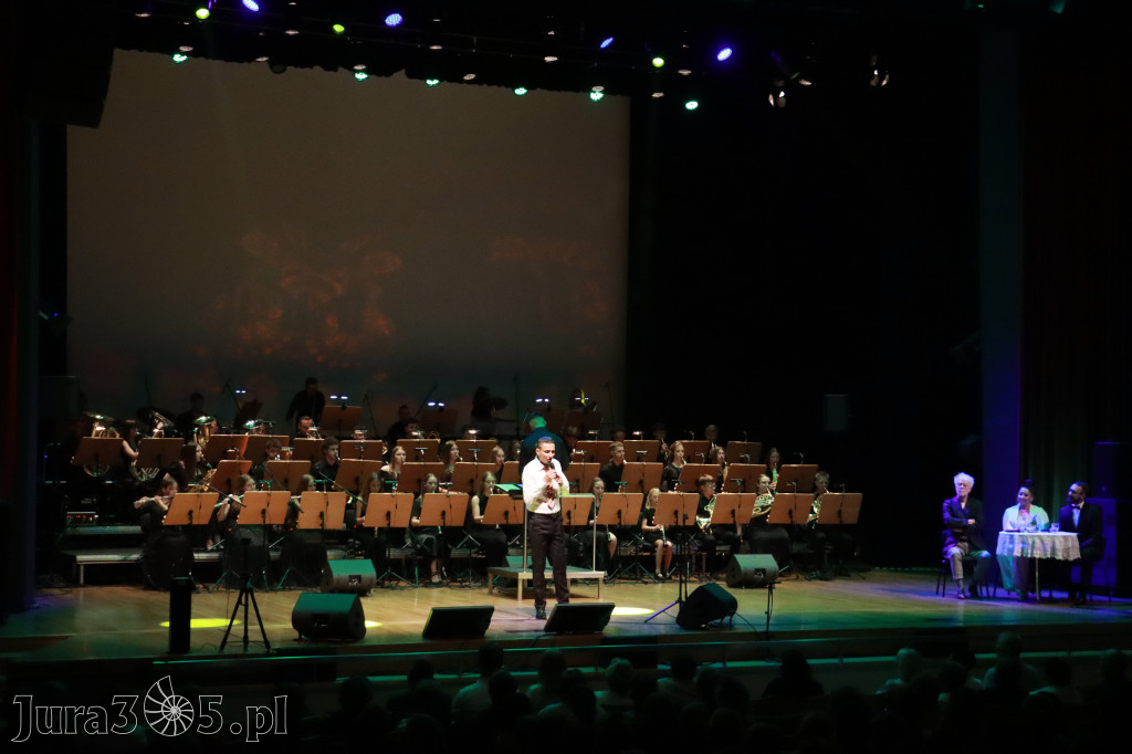 Fotorelacja: Gminna Młodzieżowa Orkiestra Dęta z gminy Koziegłowy ponownie w Filharmonii Częstochowskiej