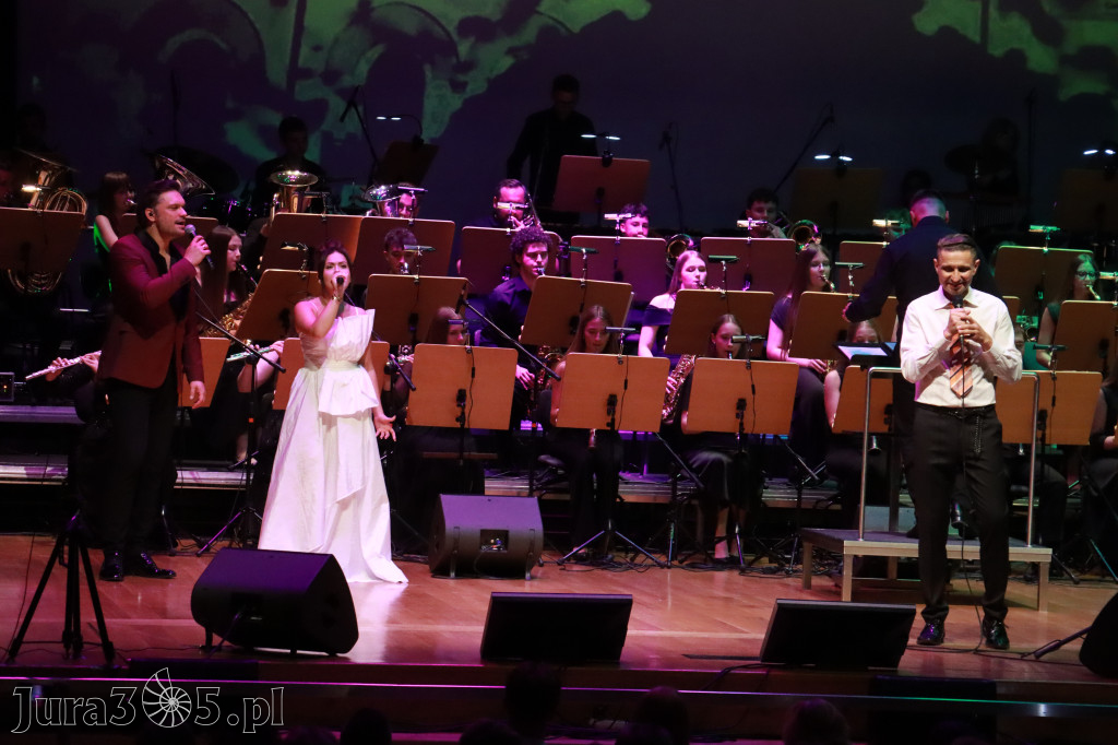 Fotorelacja: Gminna Młodzieżowa Orkiestra Dęta z gminy Koziegłowy ponownie w Filharmonii Częstochowskiej