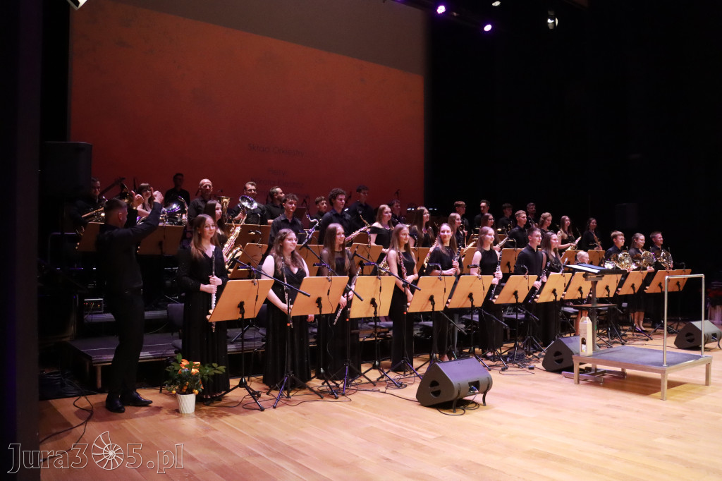 Fotorelacja: Gminna Młodzieżowa Orkiestra Dęta z gminy Koziegłowy ponownie w Filharmonii Częstochowskiej