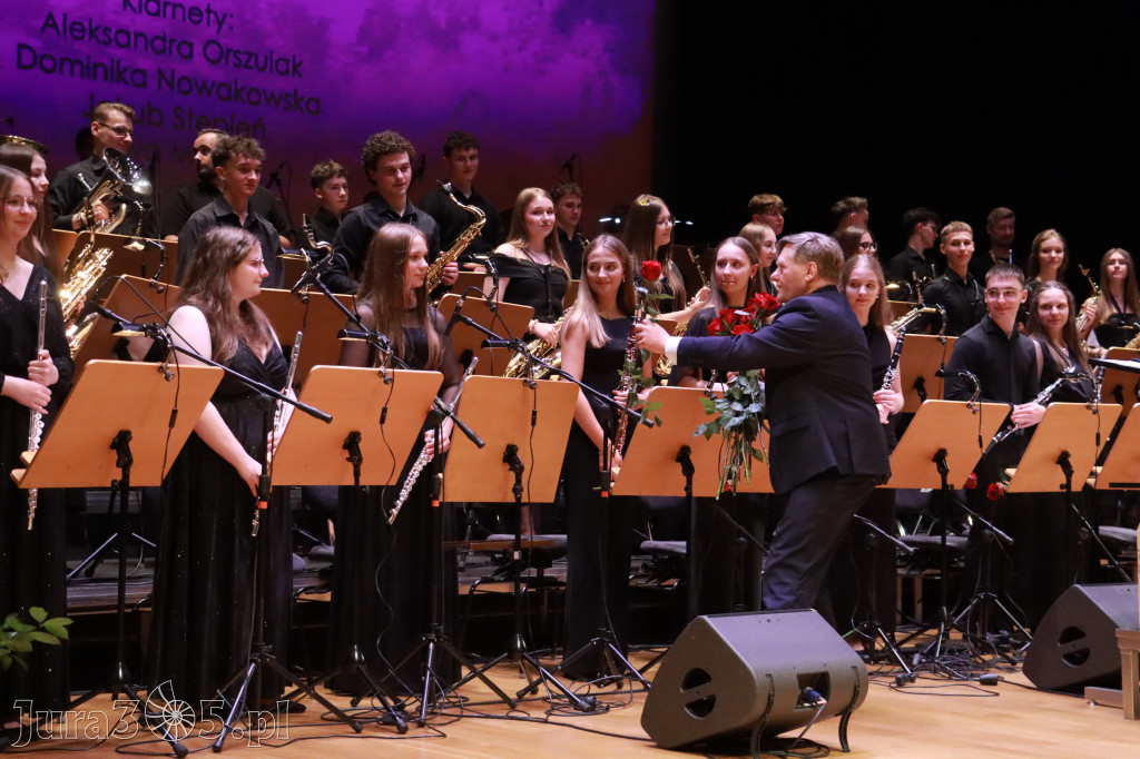 Fotorelacja: Gminna Młodzieżowa Orkiestra Dęta z gminy Koziegłowy ponownie w Filharmonii Częstochowskiej
