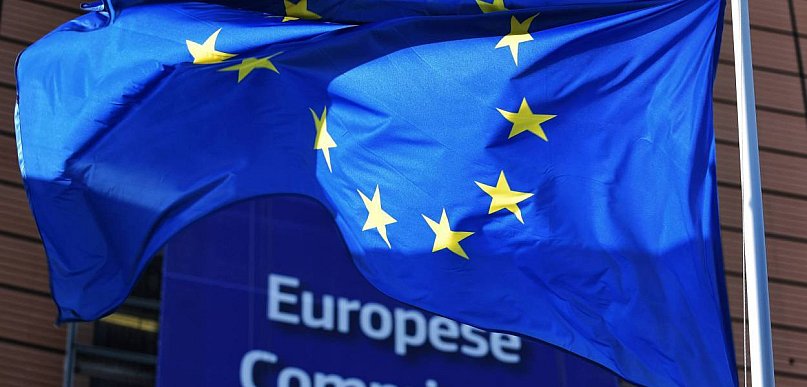 Komisja Europejska: Ukraina ma prawo uderzać we wroga na jego terytorium