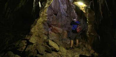 Tatry: po trzech latach remontu otwarta zostanie Jaskinia Mroźna; zlikwidowano ośw-14712