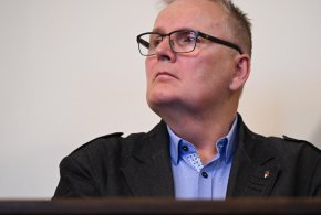 Gdańsk: B. senator Waldemar Bonkowski prawomocnie skazany ws. znęcania się nad pse-25604