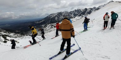 W majówkę będzie można jeździć na nartach na Kasprowym -25872