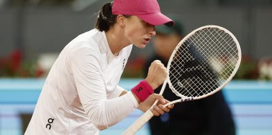 Turniej WTA w Madrycie - Iga Świątek awansowała do czwartej rundy-26037