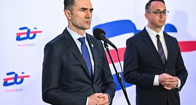 Wiceszef MI Malepszak o wyzwaniach dla kolei: transport towarowy, kolej miejska i -48562