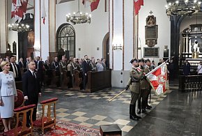 W archikatedrze rozpoczęła się msza św. za ojczyznę-48826