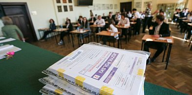 Maturzyści pisali o nadziei w trudnych czasach lub o wpływie błędnej oceny na życi-48963