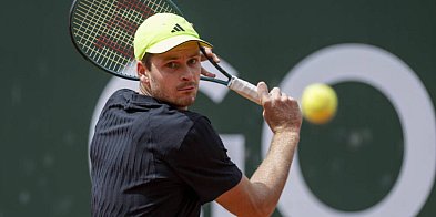 Turniej ATP w s&#039;Hertogenbosch: porażka Hurkacza walkowerem w drugiej rundzie-51482