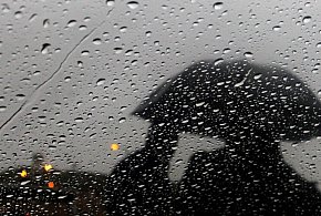 Hydrolog: ulewne deszcze nie rozwiązują problemu suszy – wręcz go pogłębiają-51789