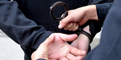 Pierwsi pseudokibice zatrzymani za ataki na przechodnió-52366