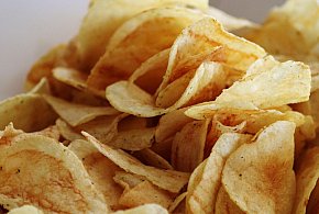 Chipsy Lay’s znikają z półek. W tej partii wykryto niebezpieczne substancje-52827