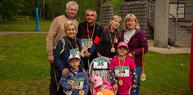 Fotorelacja: VIII Familijny Biegu z Książką w Myszkowie OCZYTANI BIEGACZE